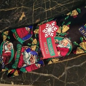 Man's Christmas tie